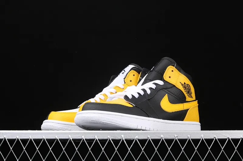 All categories Air Jordan Jordan series basketball shoes Air Jordan 1 Mid Air Jordan 1 Mid OG AJ1 Joe 1 black and yellow Yin Yang top layer mid-top basketball shoes CJ9219-700